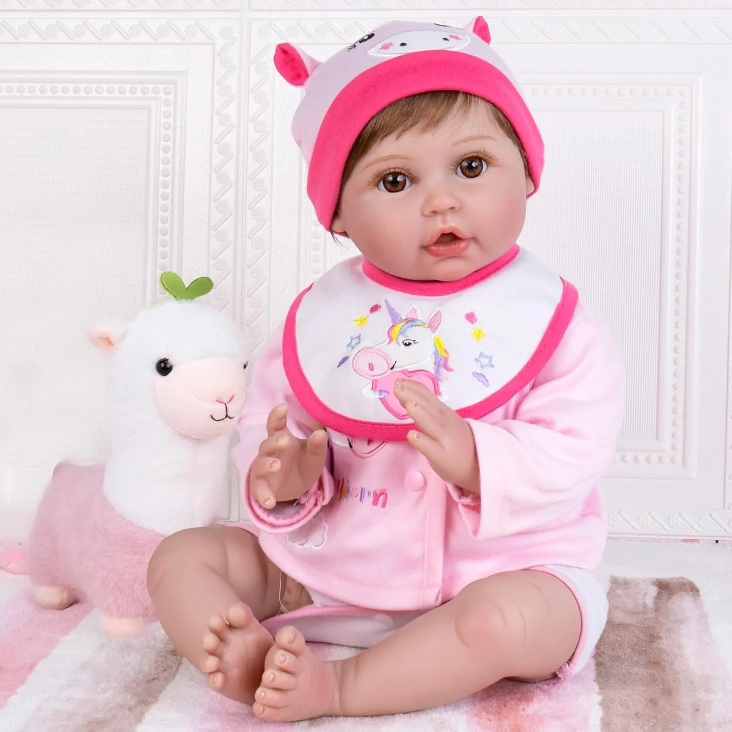 Aori Lifelike Reborn Baby Dolls - 22 inches Realistic Weighted Newborn Girl Dolls, Great Gift Set for Kids 3 , Pre-Parents, Grand-Parents, Collectors