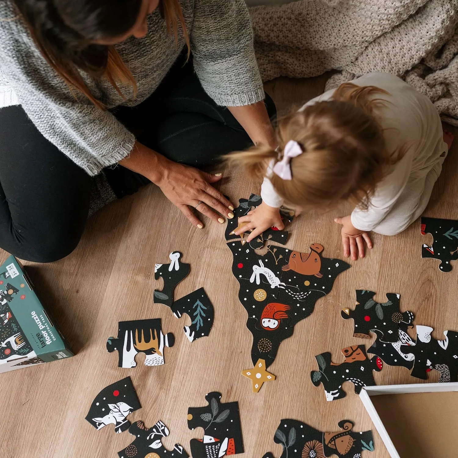 Christmas Tree Floor Puzzle, 24 Large Pieces, Winter Holiday Animals, Traditional Decoration, Learning Activities Toy, Brain Games, Train Motor Skills, Puzzles for Preschool, Toddler, Children, Kids