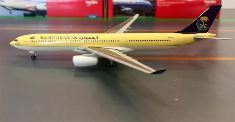 FloZ for Herpa for Saudi Arabian Airlines for Airbus A330-300 HZ-AQA 1:500 Aircraft Pre-Built Model