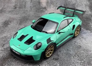FloZ for NOREV for Porsche for 911 for 992 for GT3 for RS Green Gold Wheel hub 1:18 Car Pre-Built Model