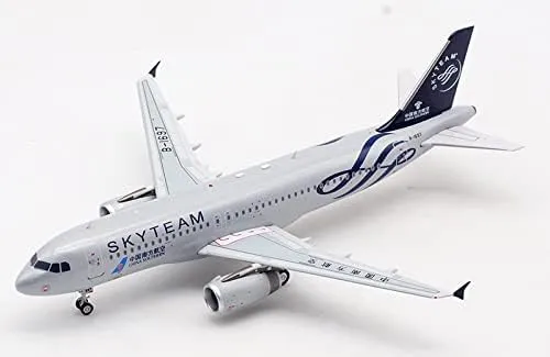 for Aviation for China Southern Airlines SKYTEAM Airbus A320-200 B-1697 1:200 DIECAST Aircraft Pre-builded Model