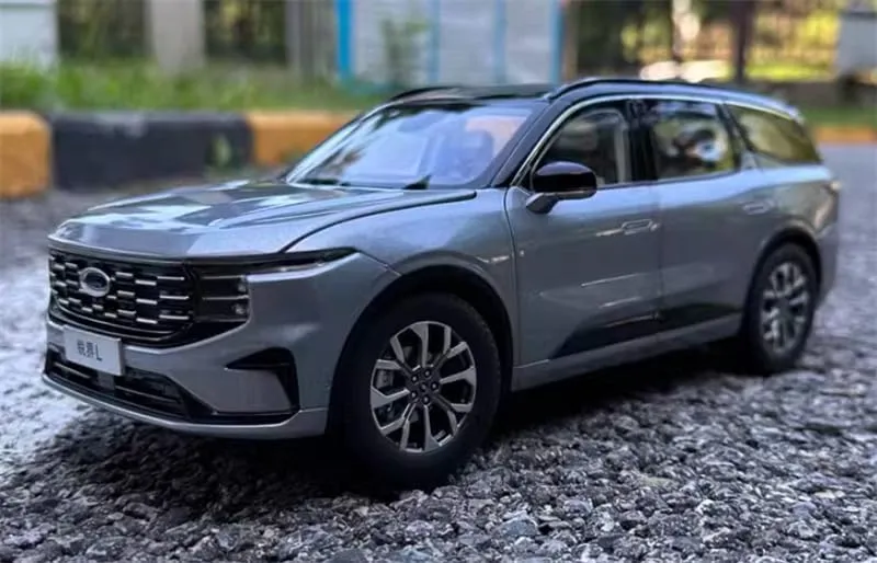 for Ford for Edge L SUV 2023 Sky Gray 1:18 Car Pre-Built Model