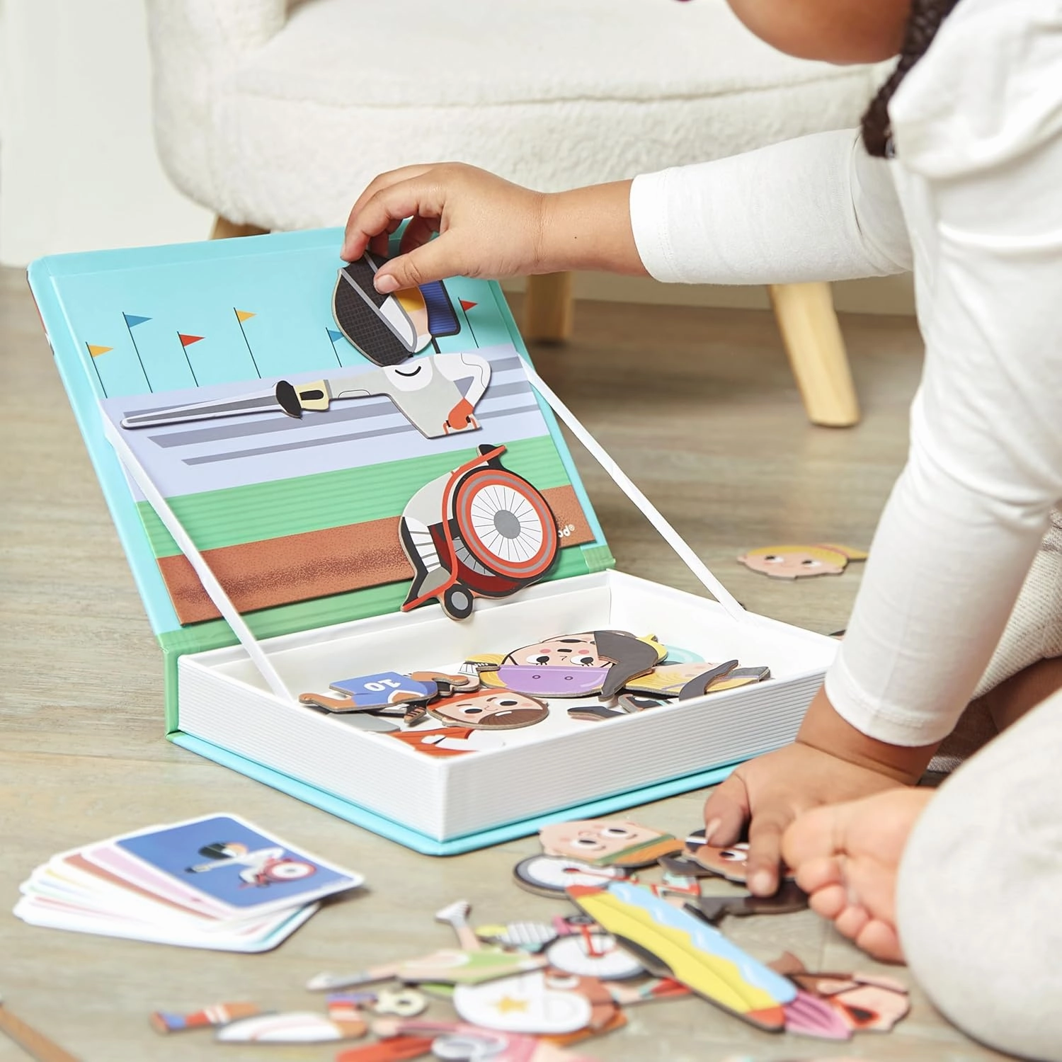 Janod Magnéti'Book Sports Educational Game-48 Magnets   16 Model Cards-Children’s FSC Cardboard Toy-3 Years  , J02596, Multicolor