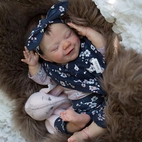 Zlgkjk Reborn Baby Dolls, 18" Realistic Newborn Baby Dolls Girl with Soft Vinyl Silicone Full Body, Lifelike Sleeping Baby Dolls for Girls, Reborn Baby Doll Gift Set for 3  Kids